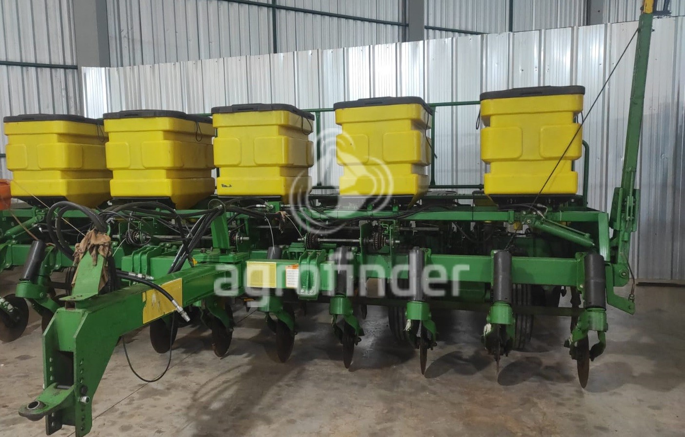 Plantadeira de verão John Deere 9211 ano 2002 | agrofinder